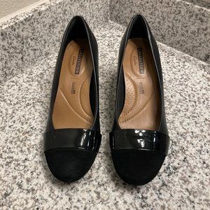 Clarks Garnit Lucia Leather/Suede Black Dress Pump